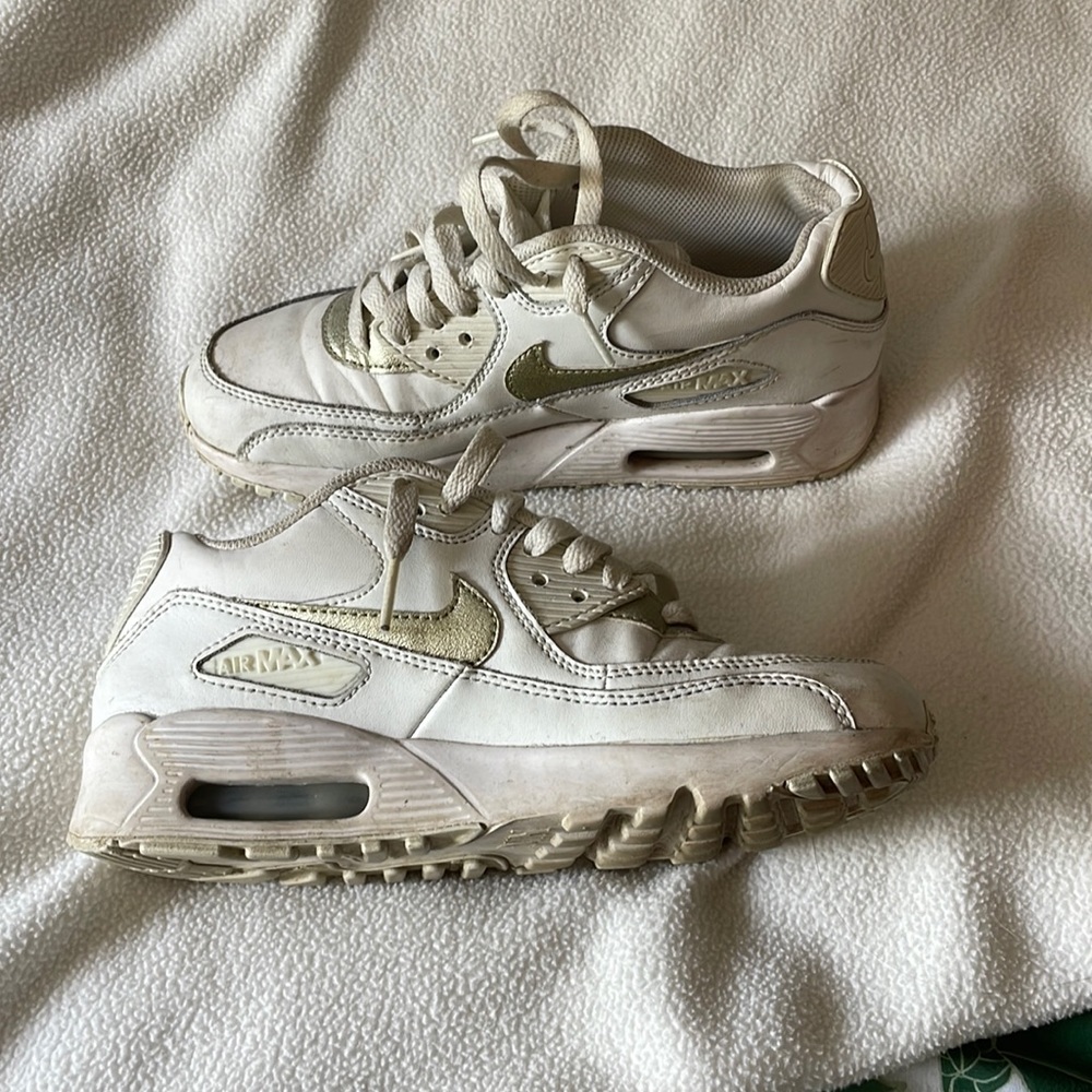 4.5 youth or a womens 6.5